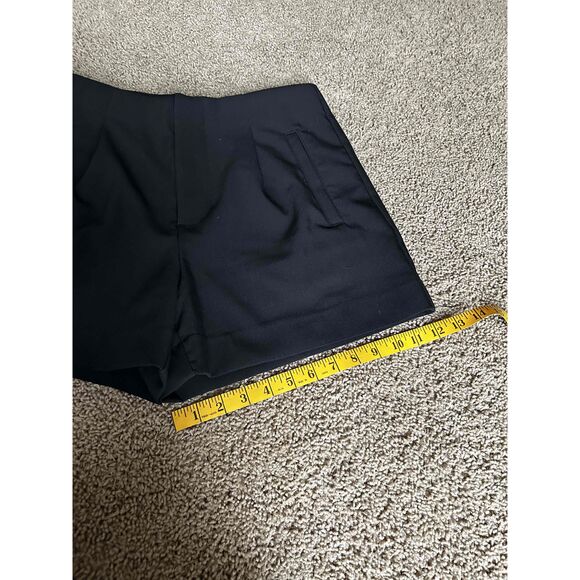 A New Day Black High Waisted Side Pockets Dressy Shorts Womens Size 8 - Picture 6 of 6